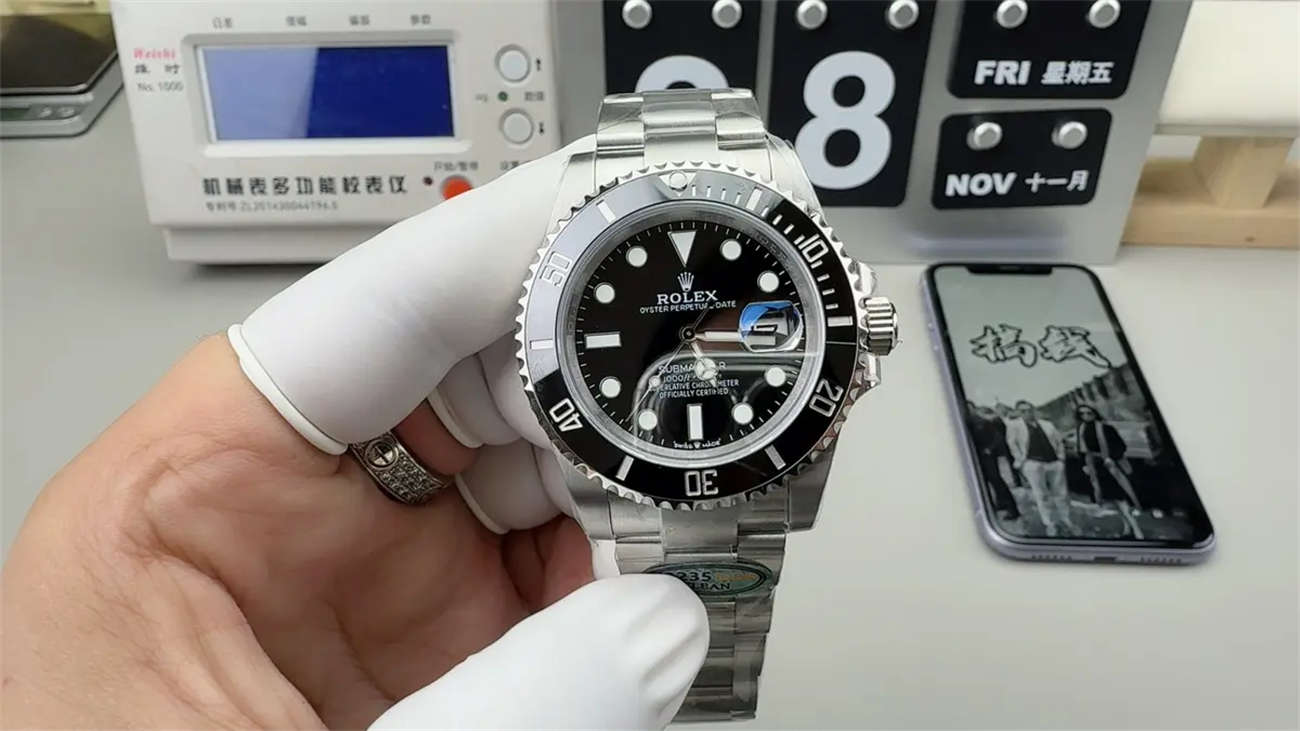 Rolex Submariner 126610LN Replica – Black Dial V5..