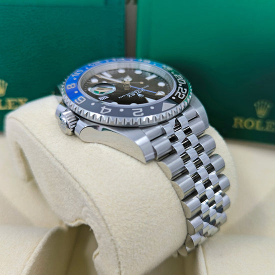 Pre-owned Rolex Replica Watch GMT-Master II, aka Batgirl, 40mm, 126710BLNR