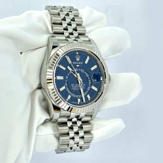 Rolex Replica Watch Sky-Dweller, 42mm, Oystersteel and 18k White Gold, Blue, Jubilee, 336934-0006
