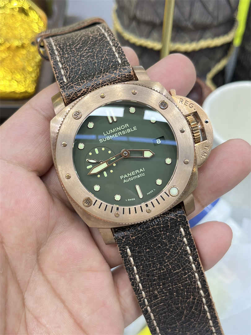 VS Factory PAM382 – 47mm Bronzo Replica | Panerai Luminor Submersible Automatic Watch